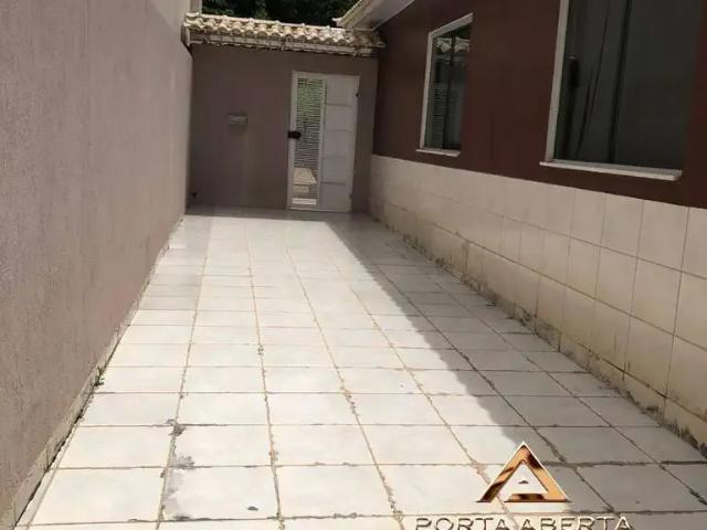 Casa / Sobrado para Venda em Bugre/MG Centro 4 Quartos