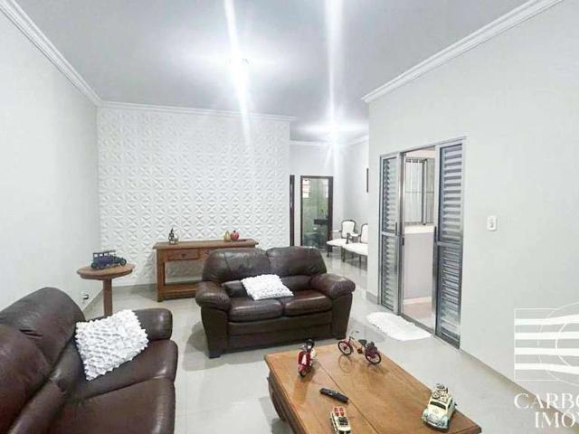 Casa / Sobrado para Venda em Caçapava/SP Borda da Mata 3 Quartos