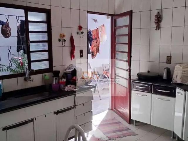 Casa / Sobrado para Venda em Caçapava/SP Jardim São José 2 Quartos