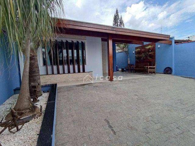 Casa / Sobrado para Venda em Caçapava/SP Vila São João 3 Quartos