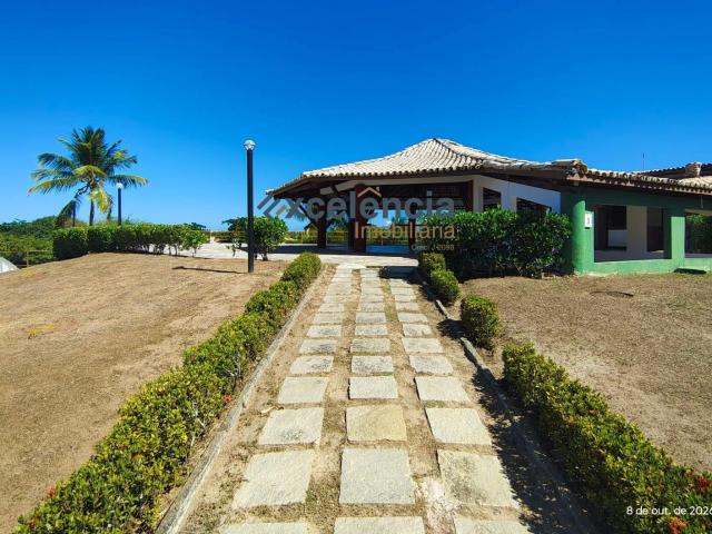 Casa / Sobrado para Venda em Camaçari/BA Abrantes 2 Quartos