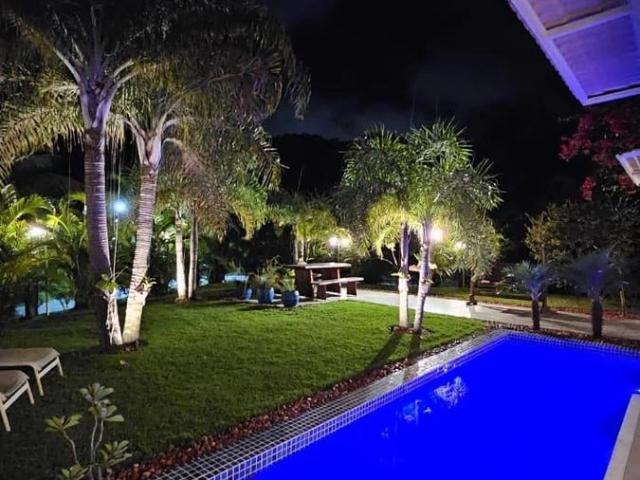 Casa / Sobrado para Venda em Camaçari/BA Abrantes 3 Quartos
