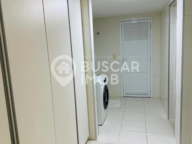 Casa / Sobrado para Venda em Camaçari/BA Abrantes 4 Quartos