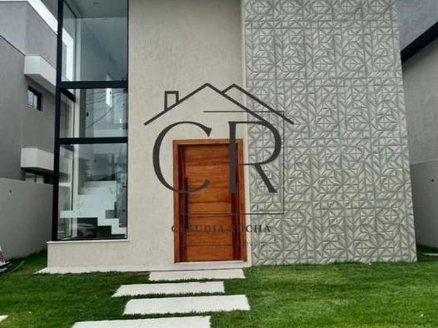 Casa / Sobrado para Venda em Camaçari/BA Abrantes 4 Quartos