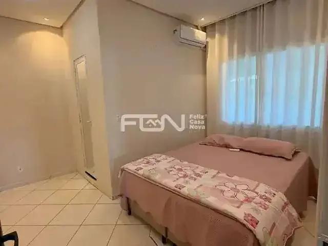 Casa / Sobrado para Venda em Camaçari/BA Abrantes 5 Quartos