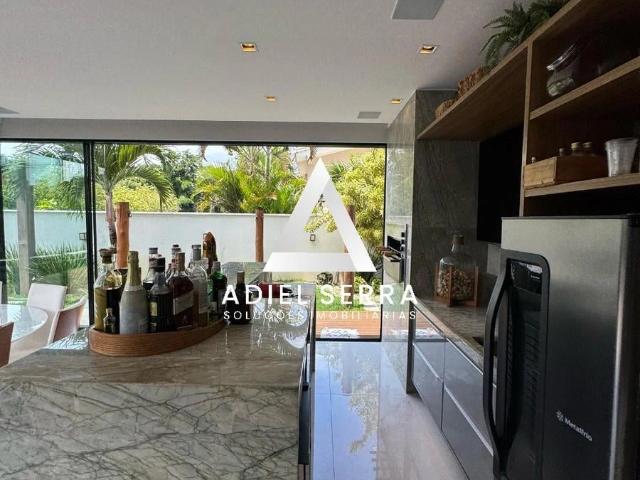Casa / Sobrado para Venda em Camaçari/BA Abrantes 5 Quartos
