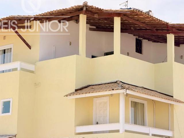 Casa / Sobrado para Venda em Camaçari/BA Abrantes 6 Quartos