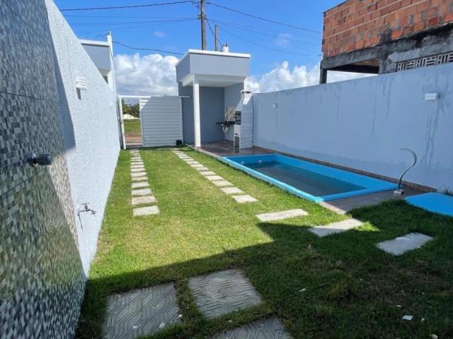 Casa / Sobrado para Venda em Camaçari/BA Arembepe Abrantes 2 Quartos