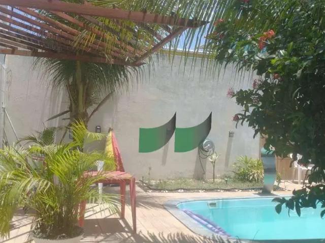 Casa / Sobrado para Venda em Camaçari/BA Arembepe Abrantes 2 Quartos