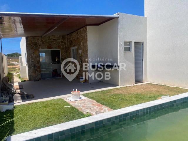 Casa / Sobrado para Venda em Camaçari/BA Arembepe Abrantes 3 Quartos