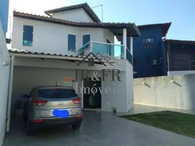 Casa / Sobrado para Venda em Camaçari/BA Arembepe Abrantes 4 Quartos