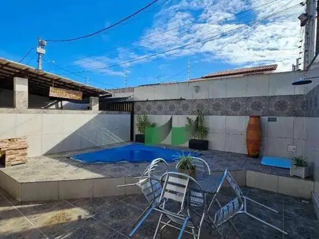 Casa / Sobrado para Venda em Camaçari/BA Arembepe Abrantes 5 Quartos