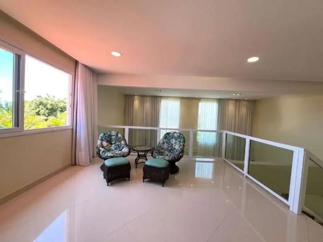 Casa / Sobrado para Venda em Camaçari/BA Arembepe Abrantes 5 Quartos