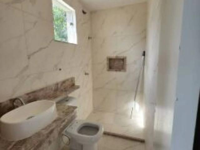 Casa / Sobrado para Venda em Camaçari/BA Cajazeira de Abrantes 3 Quartos