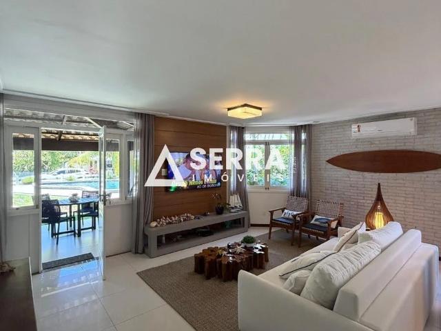 Casa / Sobrado para Venda em Camaçari/BA Guarajuba 4 Quartos