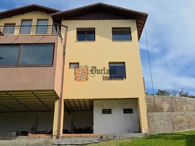 Casa / Sobrado para Venda em Camanducaia/MG Recanto Selado 4 Quartos