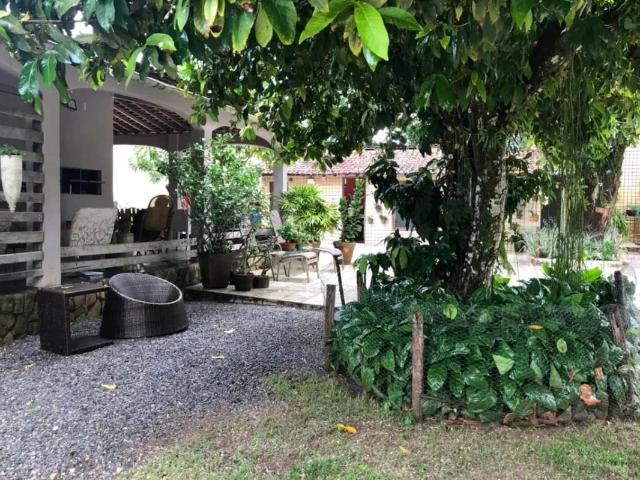 Casa / Sobrado para Venda em Camaragibe/PE Aldeia dos Camarás 3 Quartos