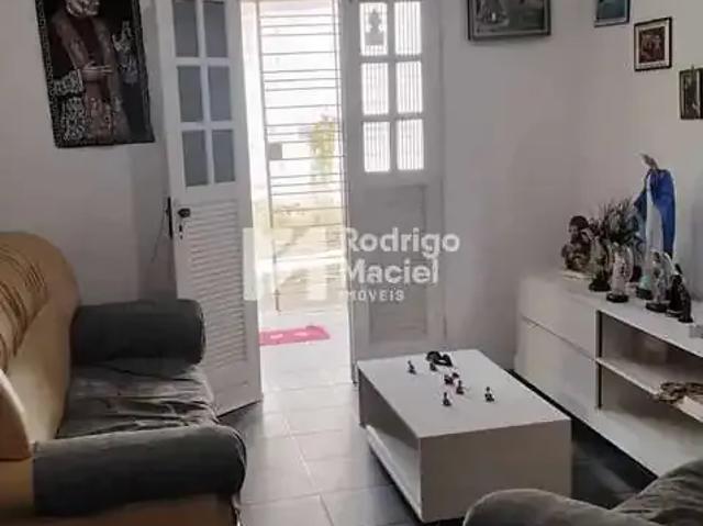 Casa / Sobrado para Venda em Camaragibe/PE Timbí 3 Quartos