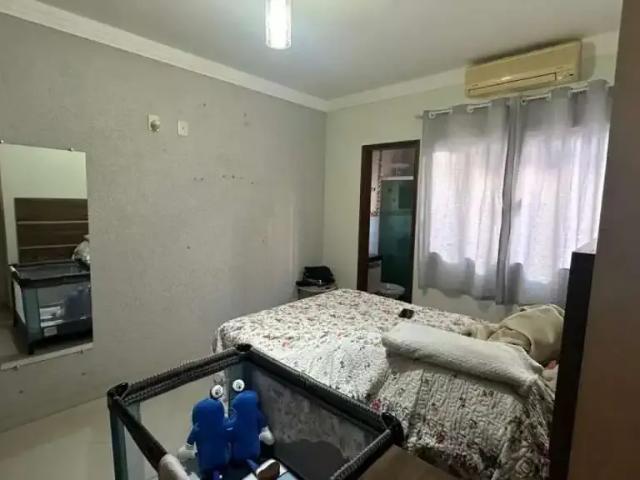 Casa / Sobrado para Venda em Cambé/PR Conjunto Habitacional Collor de Melo 2 Quartos