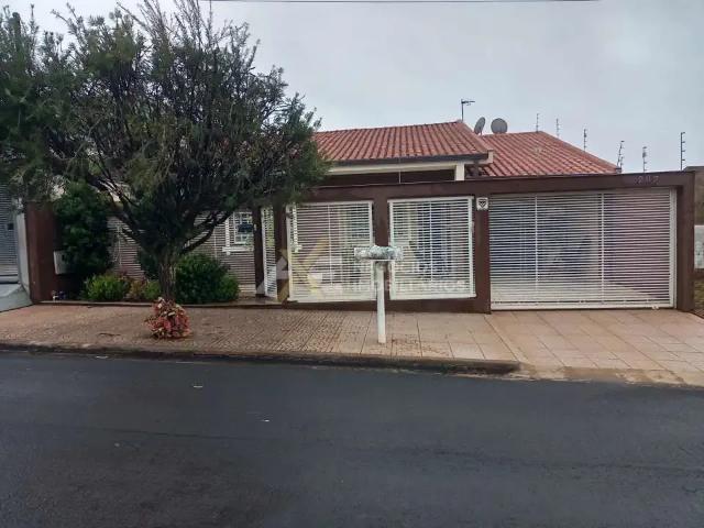 Casa / Sobrado para Venda em Cambé/PR Jardim Morumbi 4 Quartos