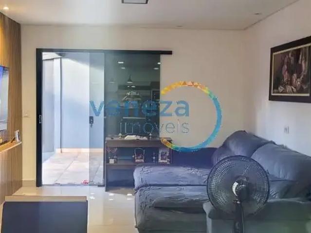 Casa / Sobrado para Venda em Cambé/PR Jardim São Paulo 4 Quartos
