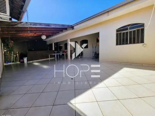Casa / Sobrado para Venda em Cambé/PR Parque Residencial Manela 3 Quartos