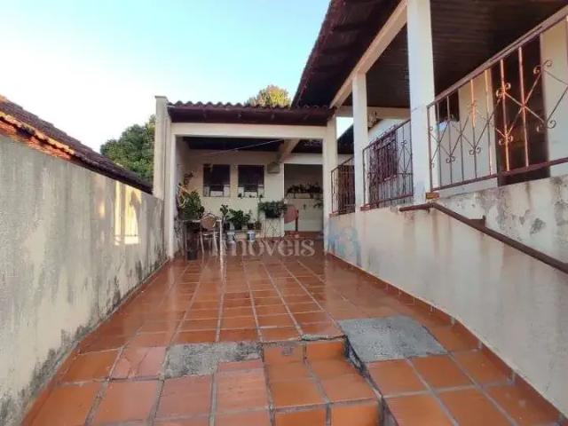 Casa / Sobrado para Venda em Cambé/PR Vila Mesquita 2 Quartos