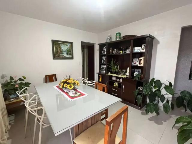 Casa / Sobrado para Venda em Camboriú/SC Monte Alegre 3 Quartos