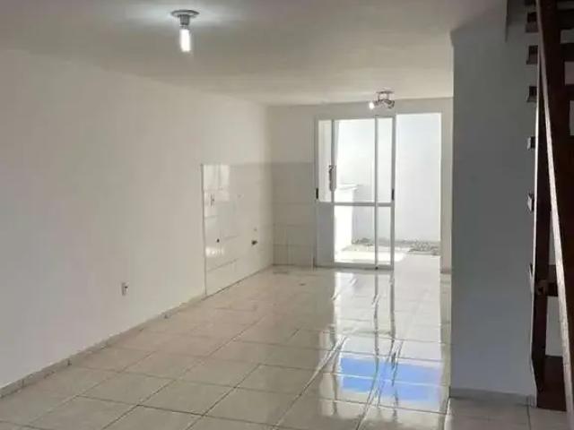 Casa / Sobrado para Venda em Camboriú/SC Areias 2 Quartos