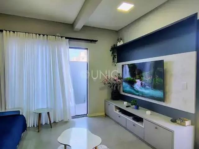 Casa / Sobrado para Venda em Camboriú/SC Areias 3 Quartos