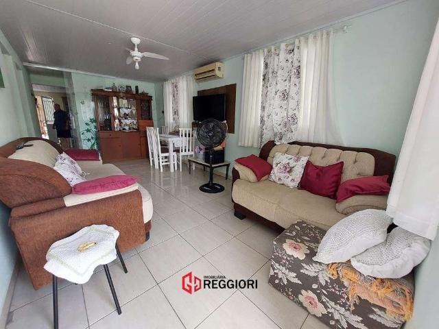 Casa / Sobrado para Venda em Camboriú/SC Areias 3 Quartos