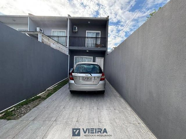 Casa / Sobrado para Venda em Camboriú/SC Cedro 2 Quartos