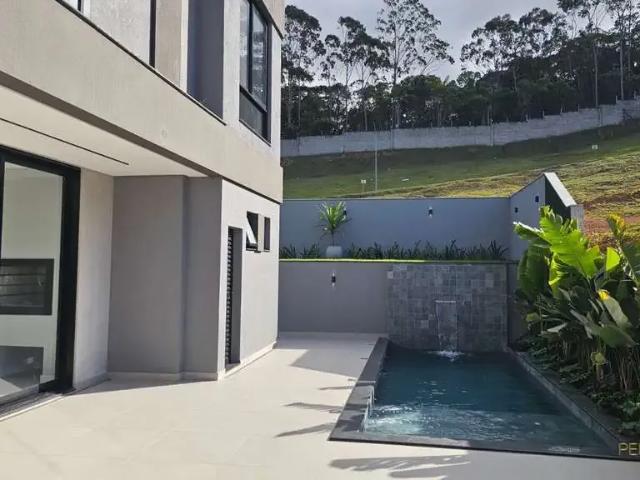 Casa / Sobrado para Venda em Camboriú/SC Centro 1 Quartos