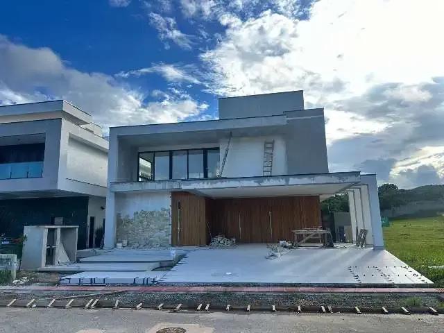 Casa / Sobrado para Venda em Camboriú/SC Centro 3 Quartos