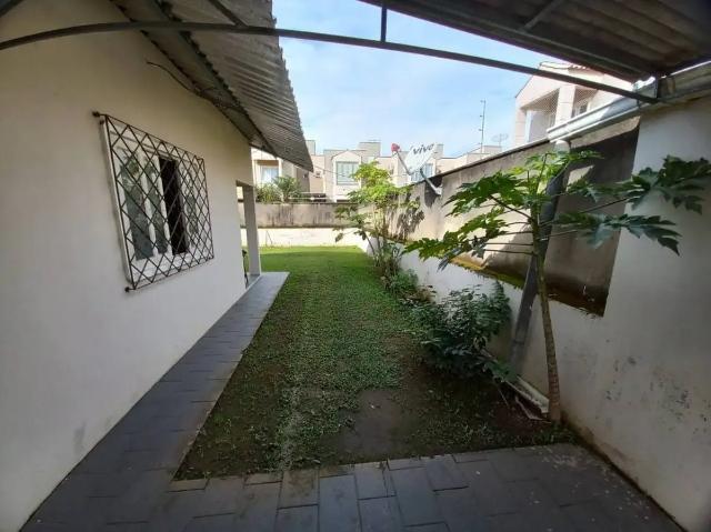 Casa / Sobrado para Venda em Camboriú/SC Centro 3 Quartos