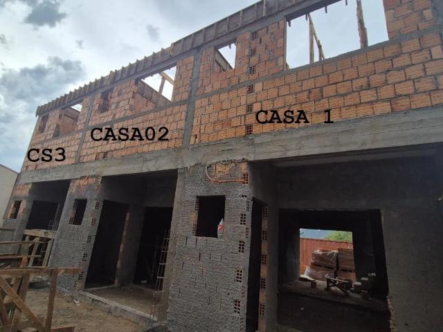 Casa / Sobrado para Venda em Camboriú/SC Rio Pequeno 2 Quartos