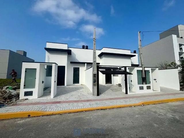 Casa / Sobrado para Venda em Camboriú/SC Rio Pequeno 2 Quartos