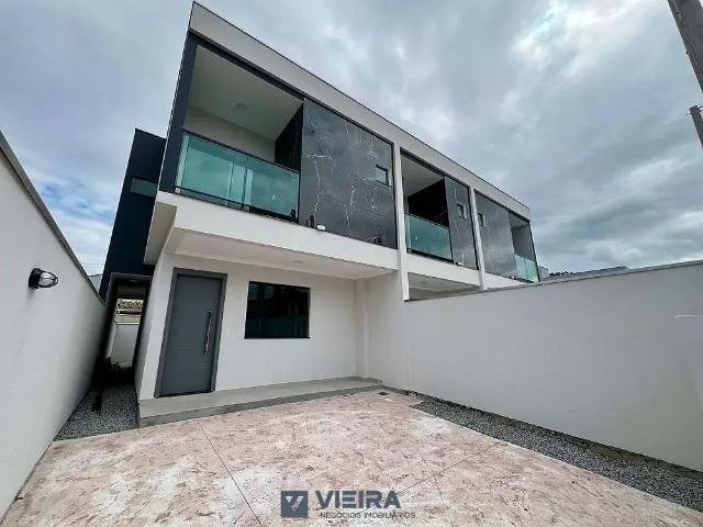 Casa / Sobrado para Venda em Camboriú/SC Rio Pequeno 3 Quartos