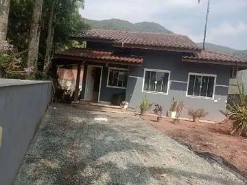 Casa / Sobrado para Venda em Camboriú/SC Rio Pequeno 3 Quartos