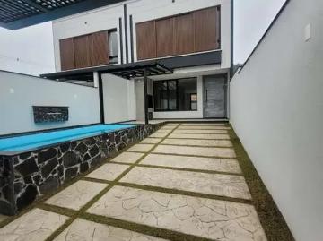 Casa / Sobrado para Venda em Camboriú/SC São Francisco de Assis 3 Quartos