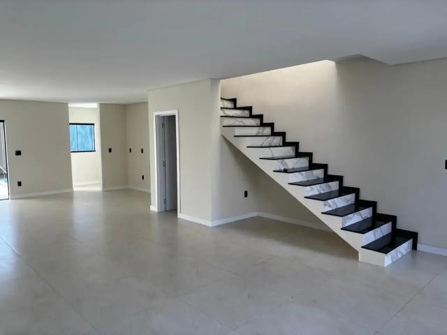 Casa / Sobrado para Venda em Camboriú/SC São Francisco de Assis 3 Quartos