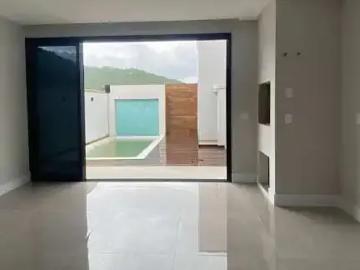 Casa / Sobrado para Venda em Camboriú/SC São Francisco de Assis 3 Quartos