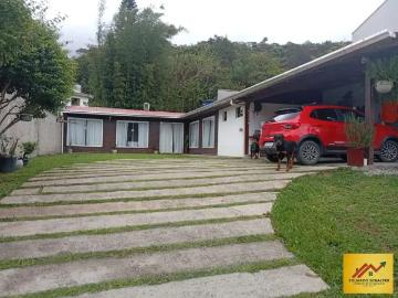 Casa / Sobrado para Venda em Camboriú/SC São Francisco de Assis