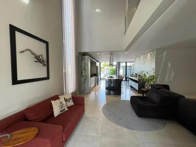 Casa / Sobrado para Venda em Camboriú/SC Santa Regina 3 Quartos