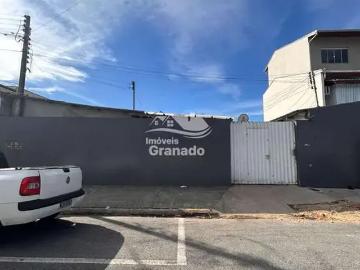 Casa / Sobrado para Venda em Camboriú/SC Tabuleiro 2 Quartos