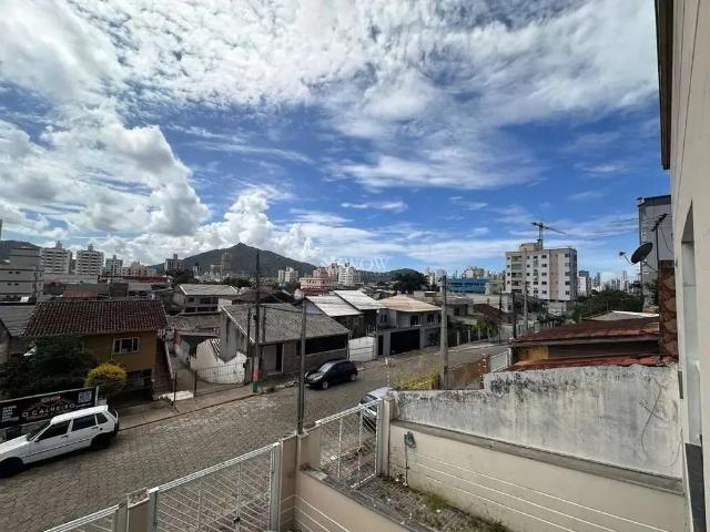 Casa / Sobrado para Venda em Camboriú/SC Tabuleiro 2 Quartos