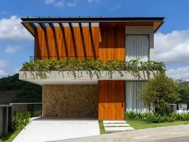 Casa / Sobrado para Venda em Camboriú/SC Várzea do Ranchinho 4 Quartos