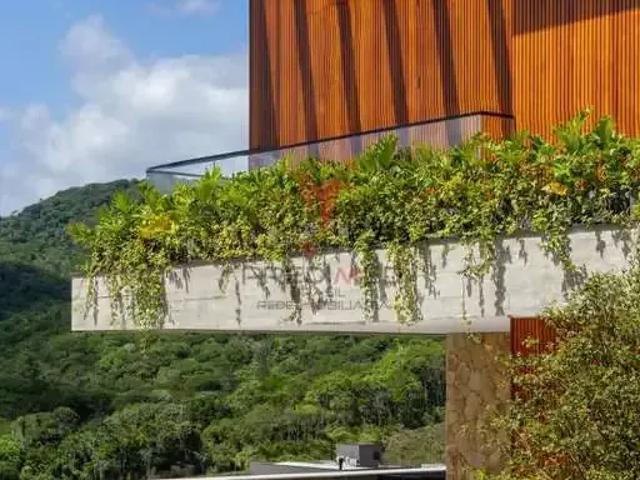 Casa / Sobrado para Venda em Camboriú/SC Várzea do Ranchinho 4 Quartos