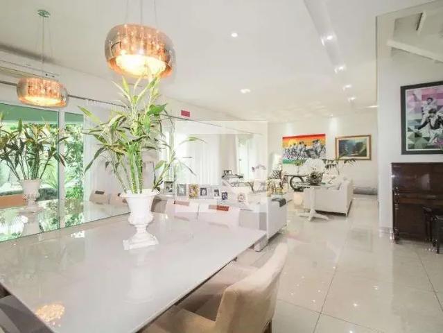 Casa / Sobrado para Venda em Campinas/SP Nova Campinas 4 Quartos