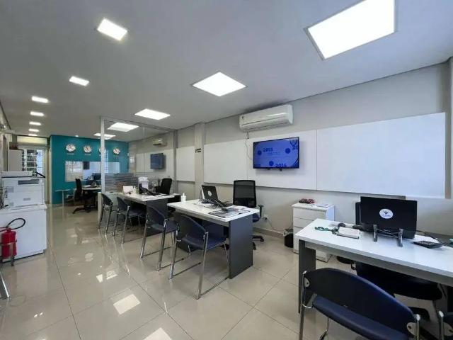 Casa / Sobrado para Venda em Campinas/SP Bosque 1 Quartos